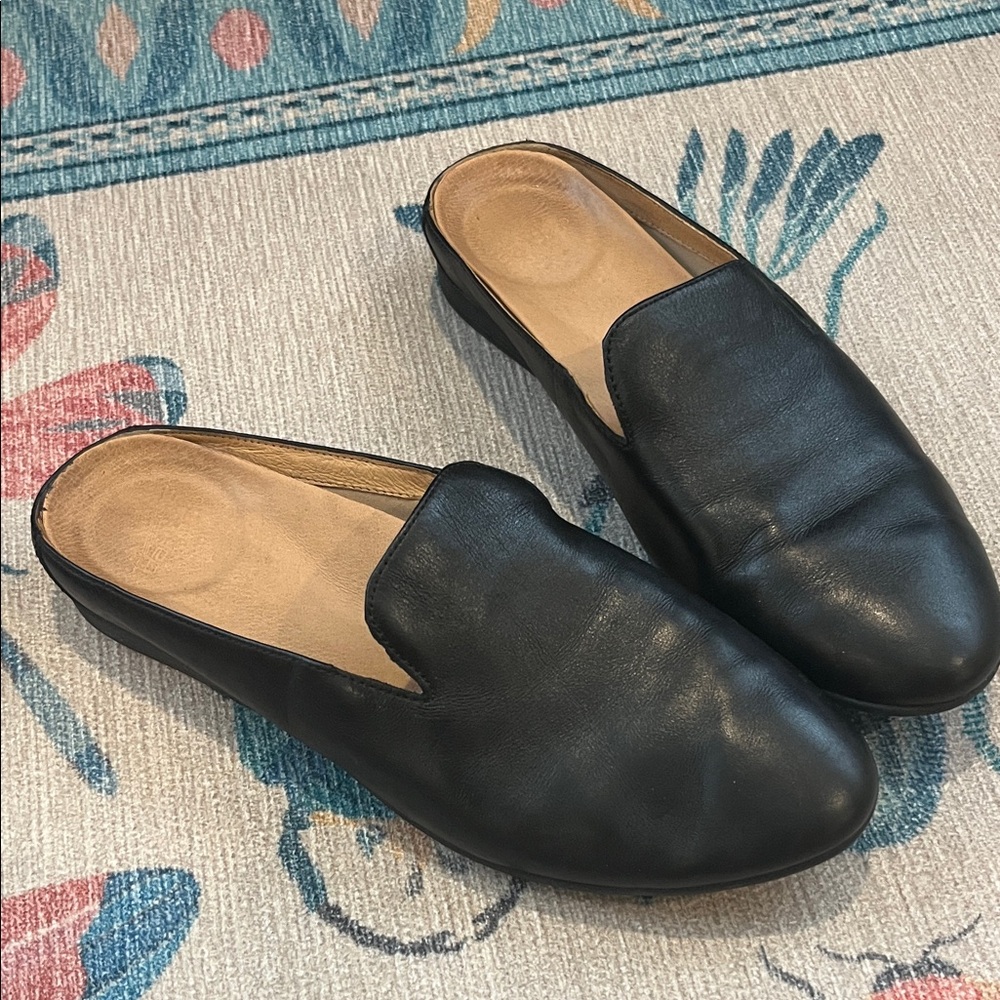 Dansko Black Leather Women's Loafers